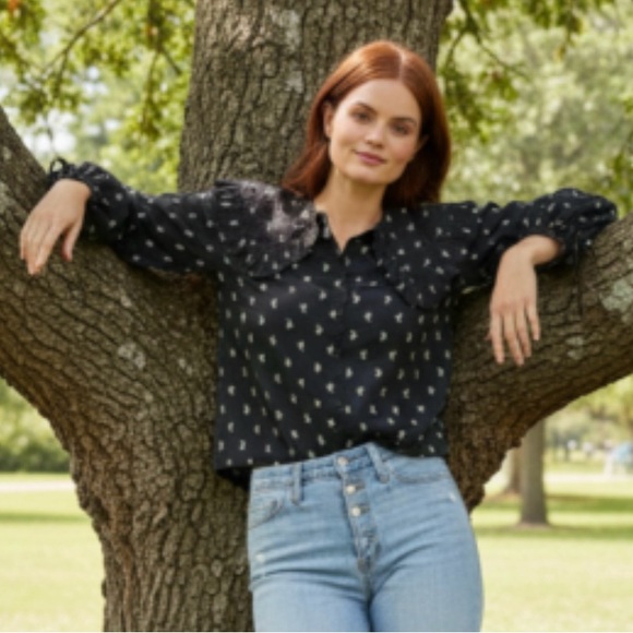 Universal Thread Tops - Universal Thread Balloon Long Sleeve Embroidered Button-Down Shirt Size XSMALL